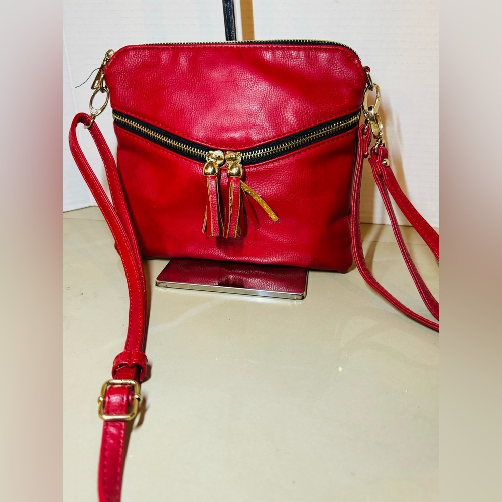 Soft Touch Zipper Tassel Design Fashion Cross Body Messenger